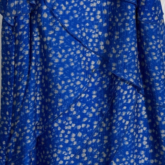 Ann Taylor Petite size 0P 100% silk layered dress, blue/cream, flowy, feminine - Picture 3 of 10